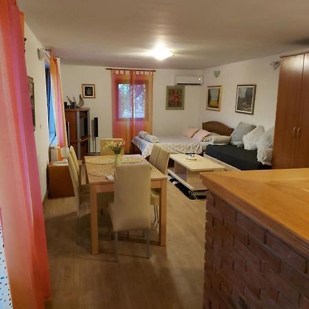 Studio Apartman Kotro Beli Manastir Dış mekan fotoğraf