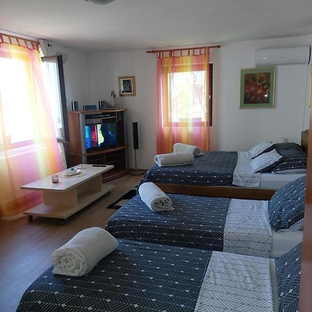 Studio Apartman Kotro Beli Manastir Dış mekan fotoğraf