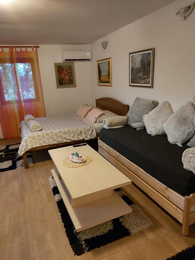 Studio Apartman Kotro Beli Manastir Dış mekan fotoğraf