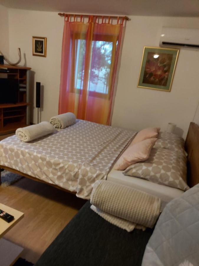 Studio Apartman Kotro Beli Manastir Dış mekan fotoğraf