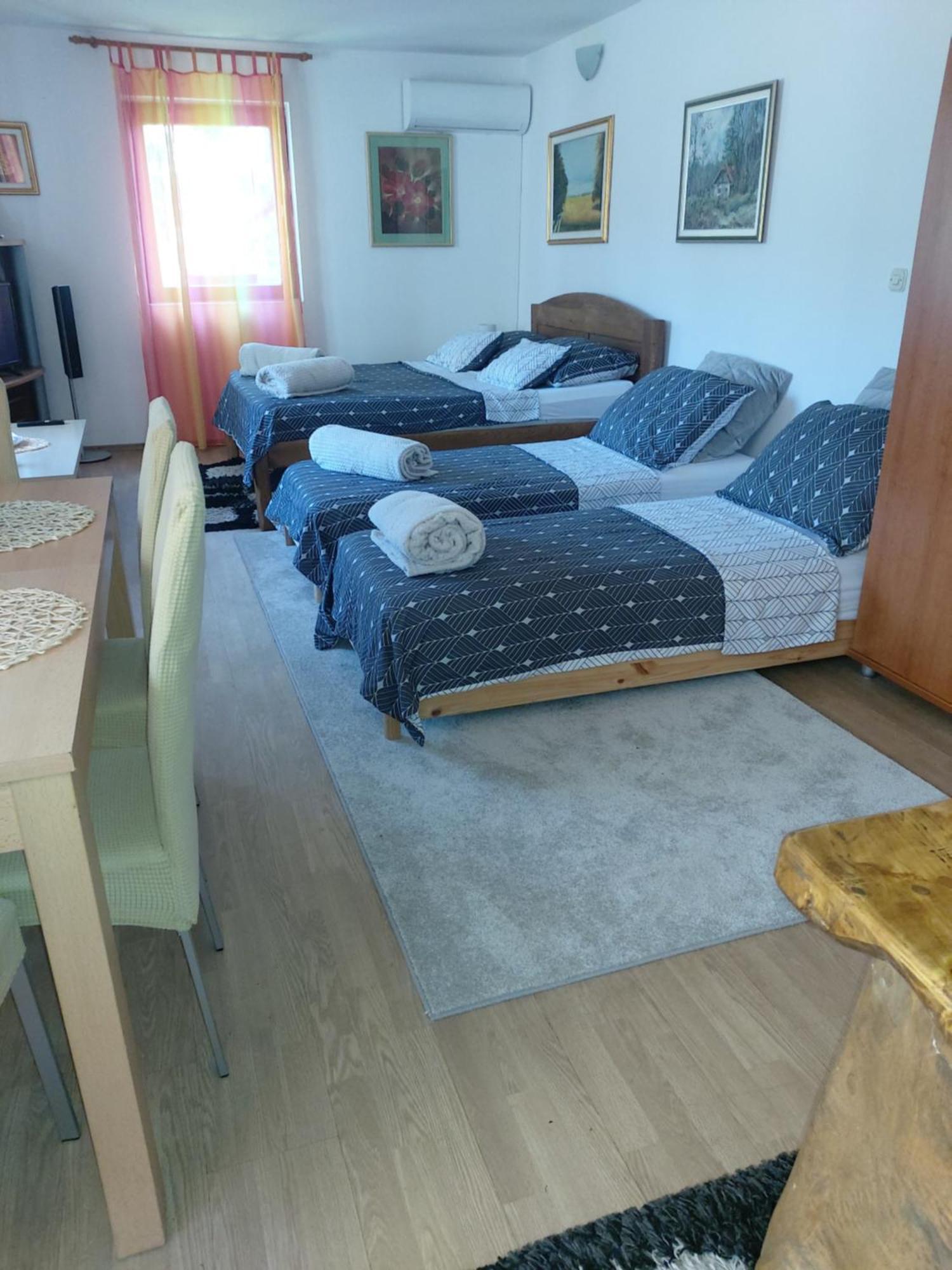 Studio Apartman Kotro Beli Manastir Dış mekan fotoğraf
